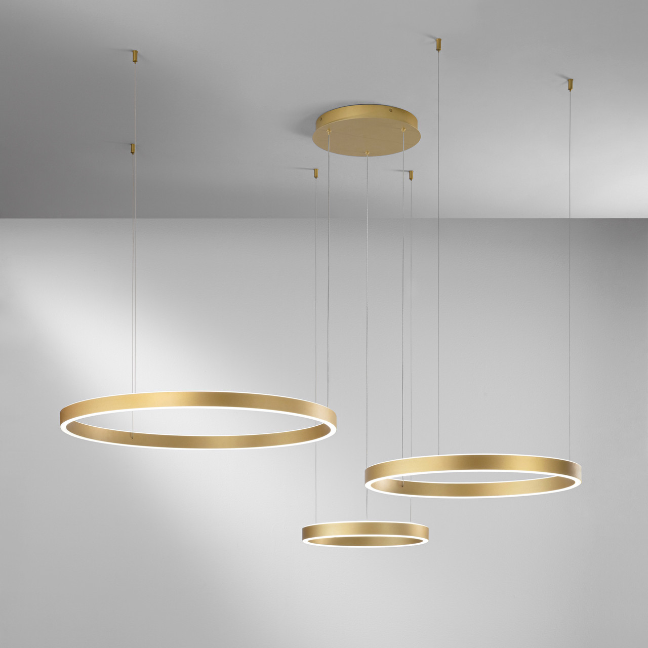 INTEC SOSPENSIONE 3 ANELLI AKROBAT 120W CCT ORO - immagine 2