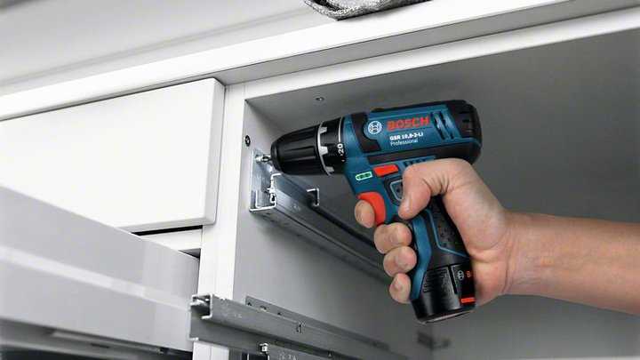 BOSCH TRAPANO/AVVITATORE 12V IN VALIGIA CON 2 BATTERIE 2Ah - immagine 2