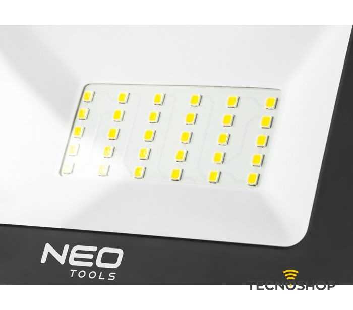 TOPEX FARETTO SINGOLO LED 50W 4250LM SU TREPPIEDE DA 1,80 mt - immagine 5