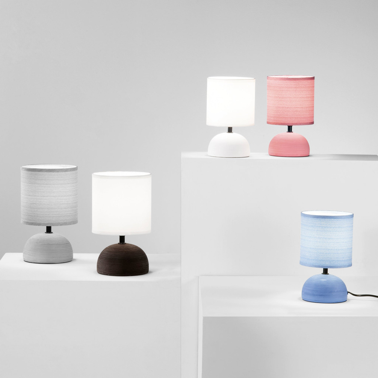 INTEC LAMPADA DA TAVOLO FURORE 1xE14 IN CERAMICA BIANCA CON PARALUME IN TESSUTO - immagine 2