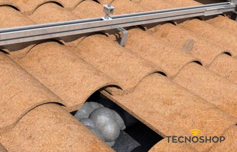 FISCHER SCHIUMA POLIIURETANICA MANUALE PER COPPI E TEGOLE DA 750ml - immagine 2