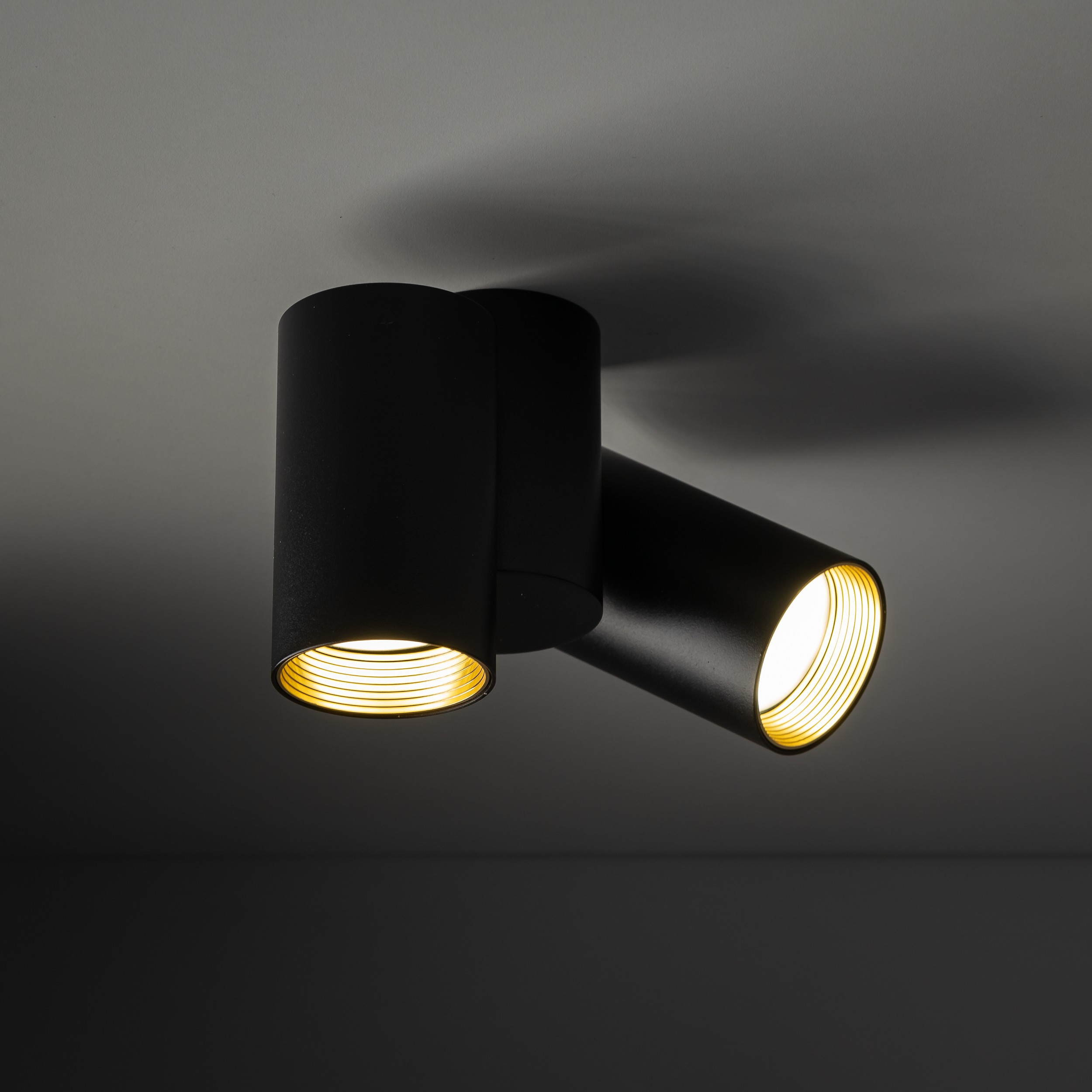 TK LIGHTING SPOT ORIENTABILE AMIS 2xGU10 NERO - immagine 2