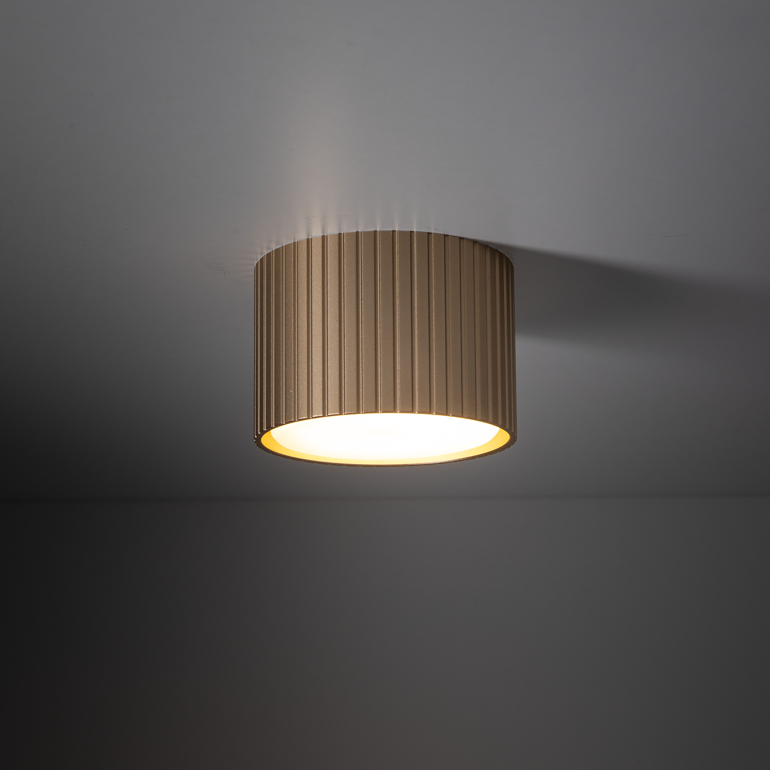 TK LIGHTING LAMPADA DA SOFFITTO FERRO CON GX53 3000K 560LM CHAMPAGNE - immagine 2